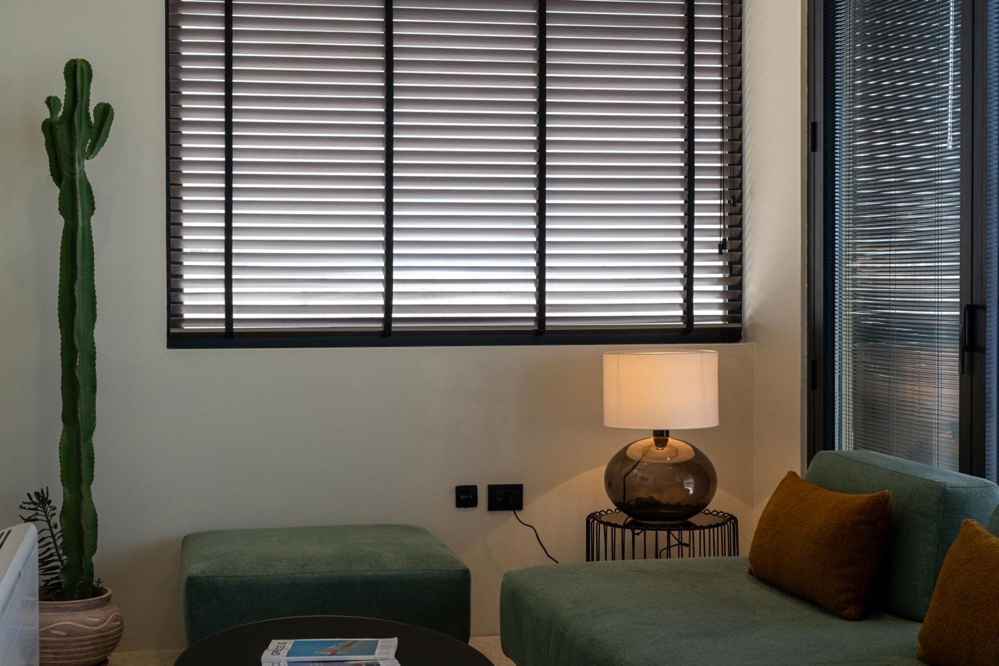 Evripidou 7 - Kalamata Mediterranean Suites Habitación foto