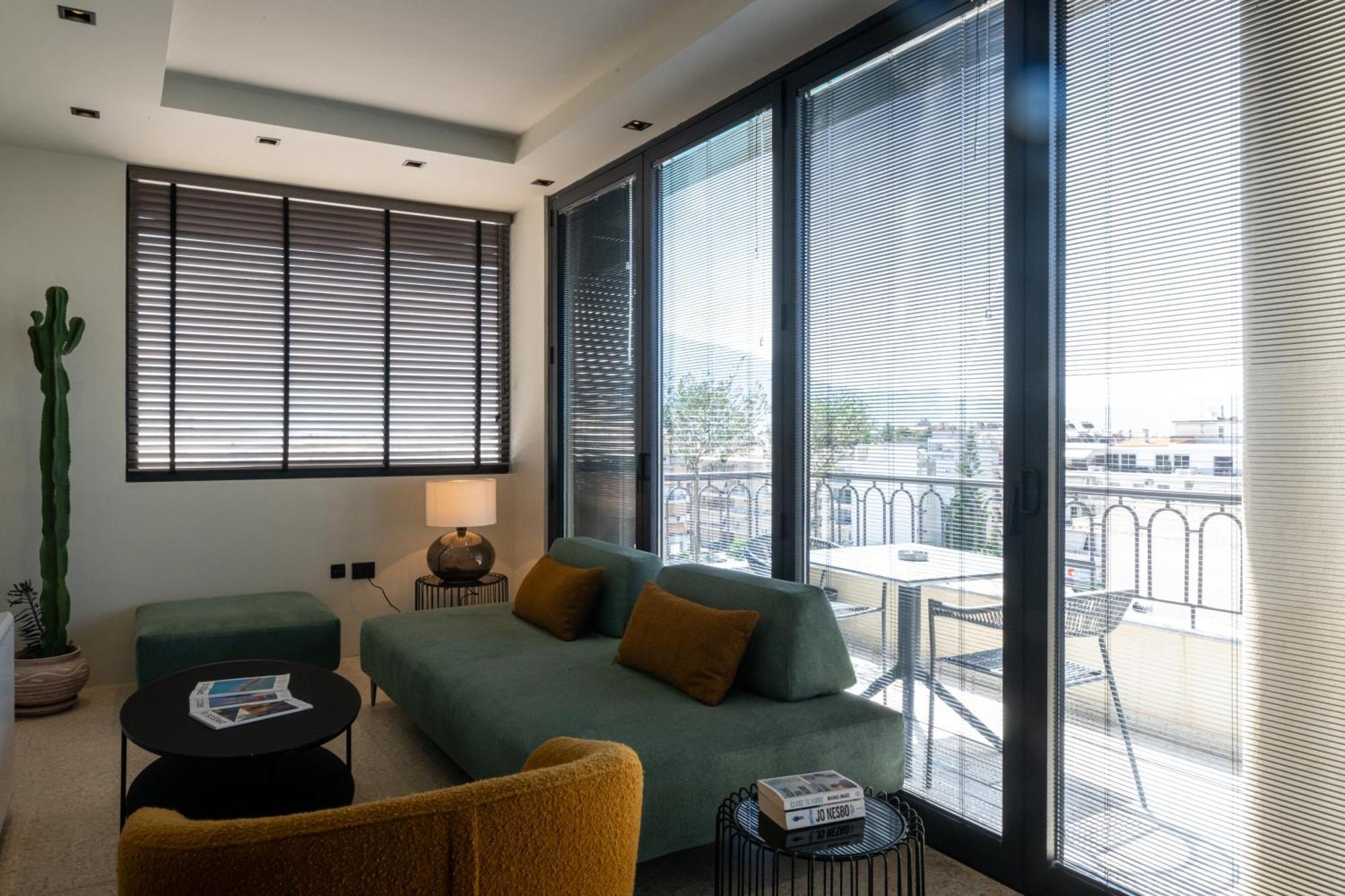 Evripidou 7 - Kalamata Mediterranean Suites Habitación foto
